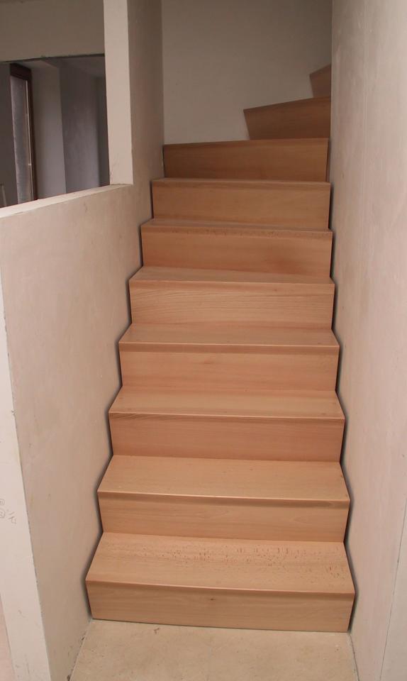 Les escaliers balancés contemporain en forme de Z gembloux
