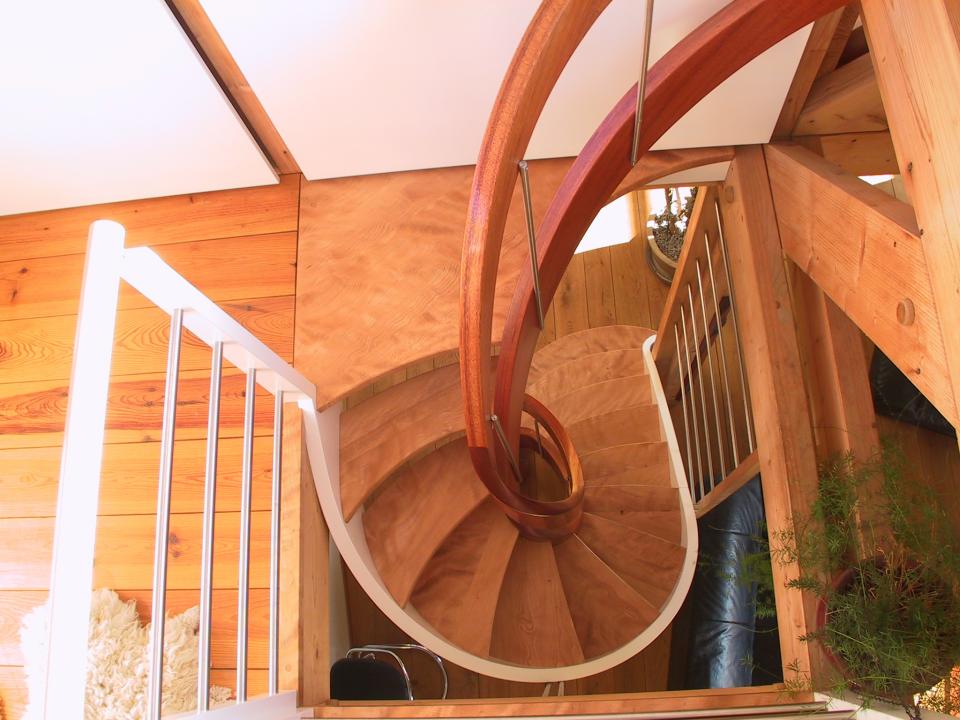 escalier en colimaçon avec noyau elliptique