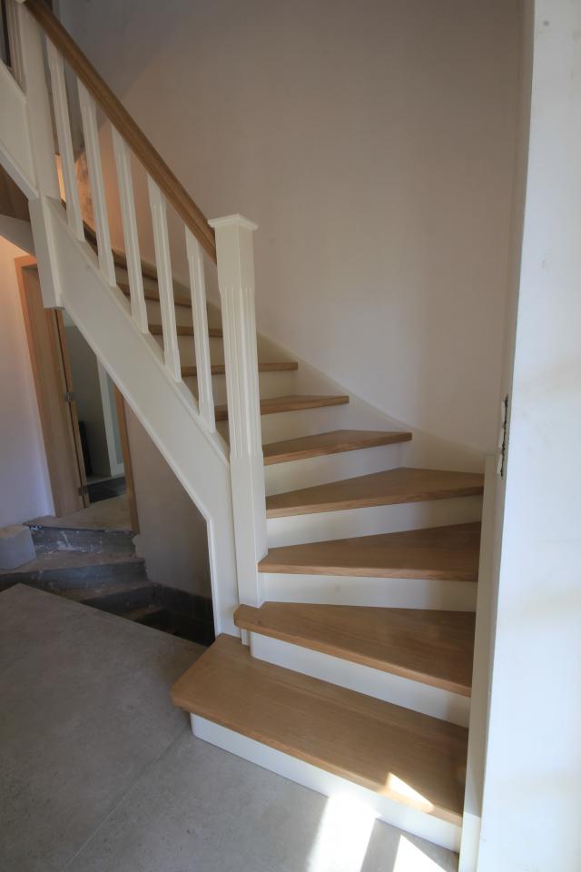 escaliers tournants cottage sur mesure belgique