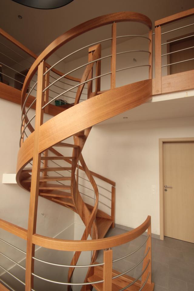 rampe d'escalier bois + inox sur mesure