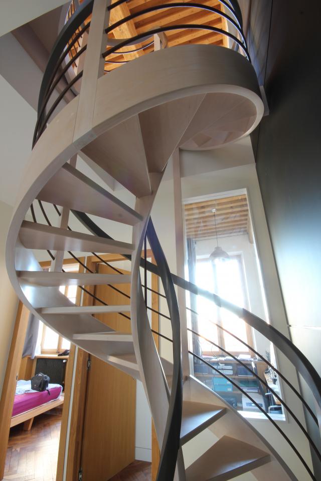 escaliers hélicoïdaux avec noyau évidé rond namur