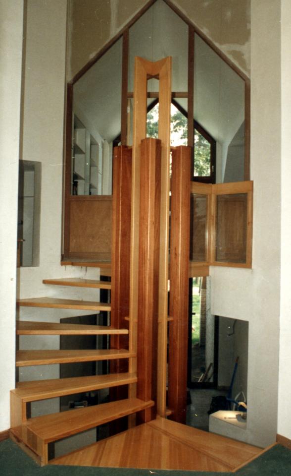 escalier sans limon (colonne centrale)