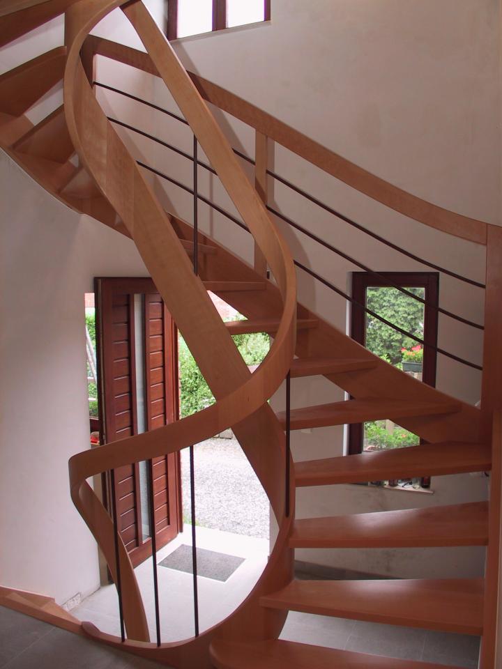 rampe sur mesure avec rambarde composée de bois et acier rouillé namur