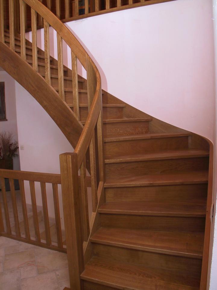 rampe escalier en bois avec fuseaux plats bruxelles