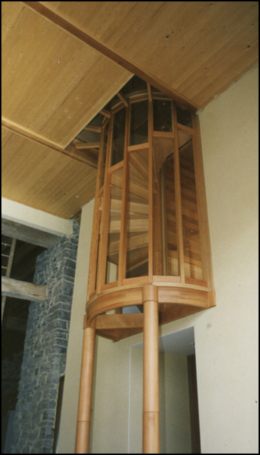Escalier avec structure portante réalisée en Orégon couronne